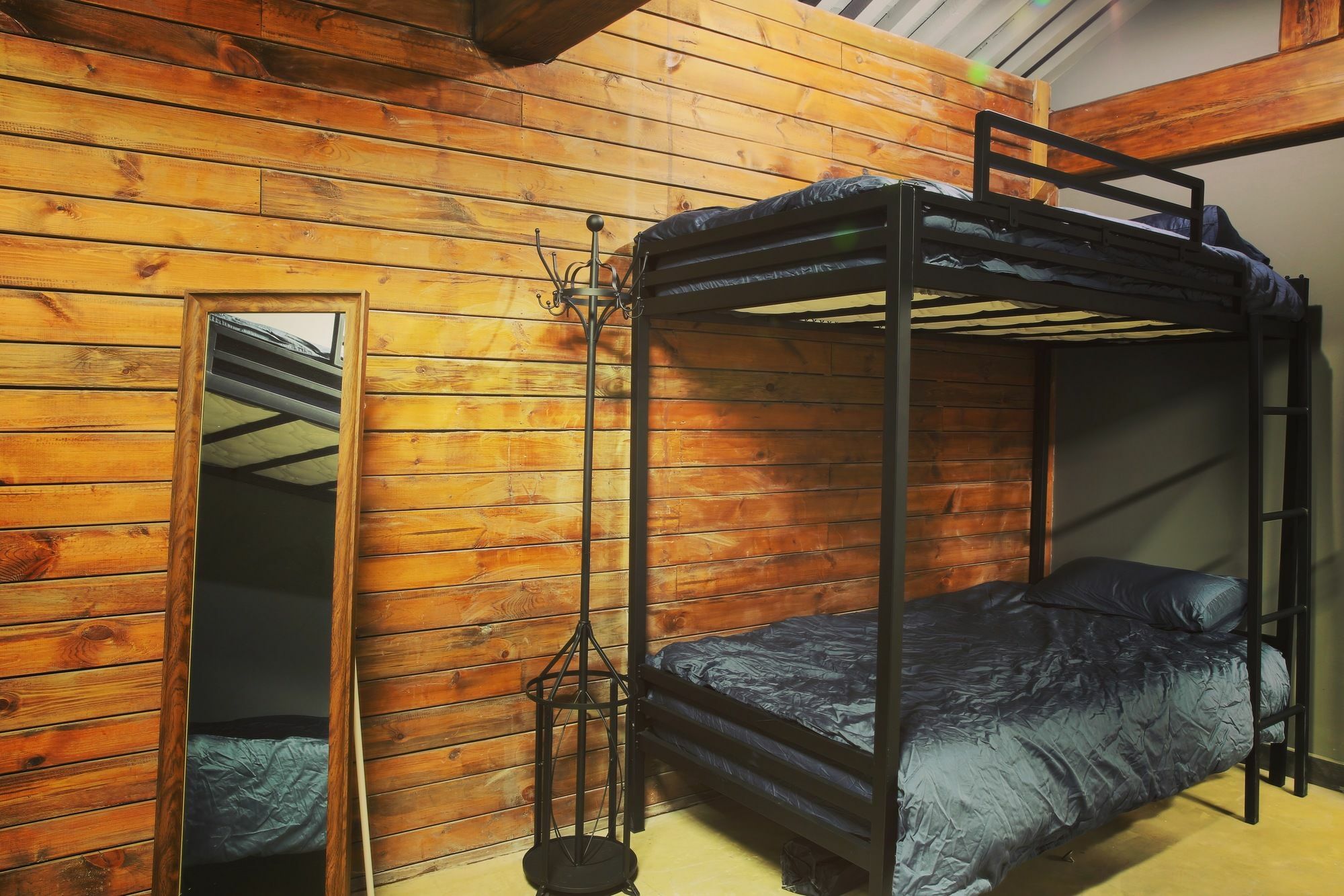 M Youth Space Hostel